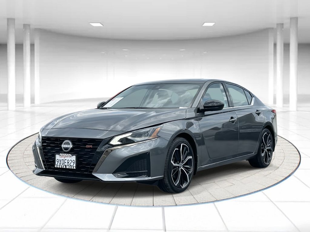 Gray (Gun Metallic) 2025 Nissan Altima Sedan Front-Wheel Drive Continuously Variable Transmission