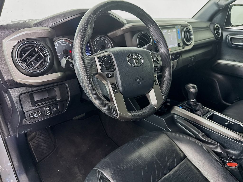 2019 Toyota Tacoma Limited 9