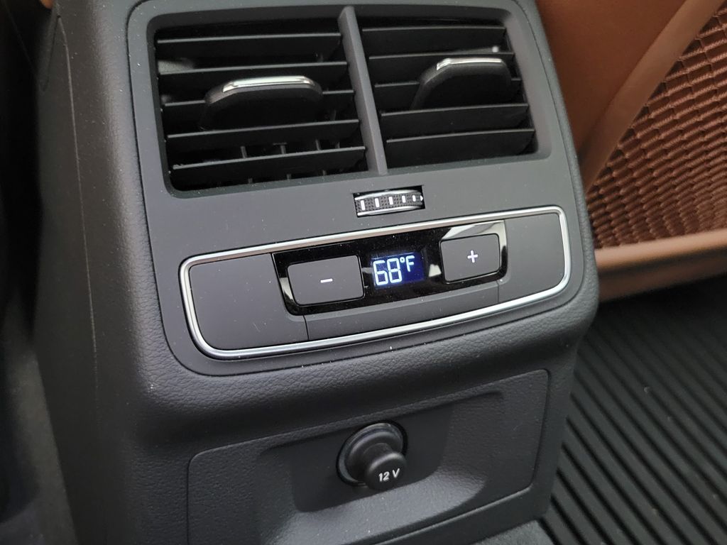 Thumbnail: 2023 Audi A4 - 27