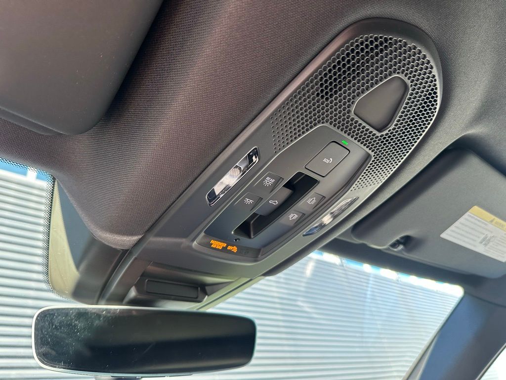 Thumbnail: 2026 Porsche Cayenne - 28