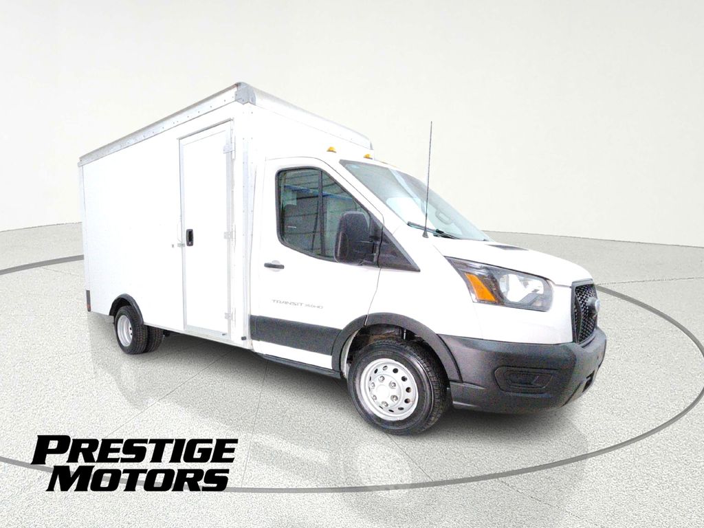 Oxford White 2023 Ford Transit Chassis Van Rear-Wheel Drive