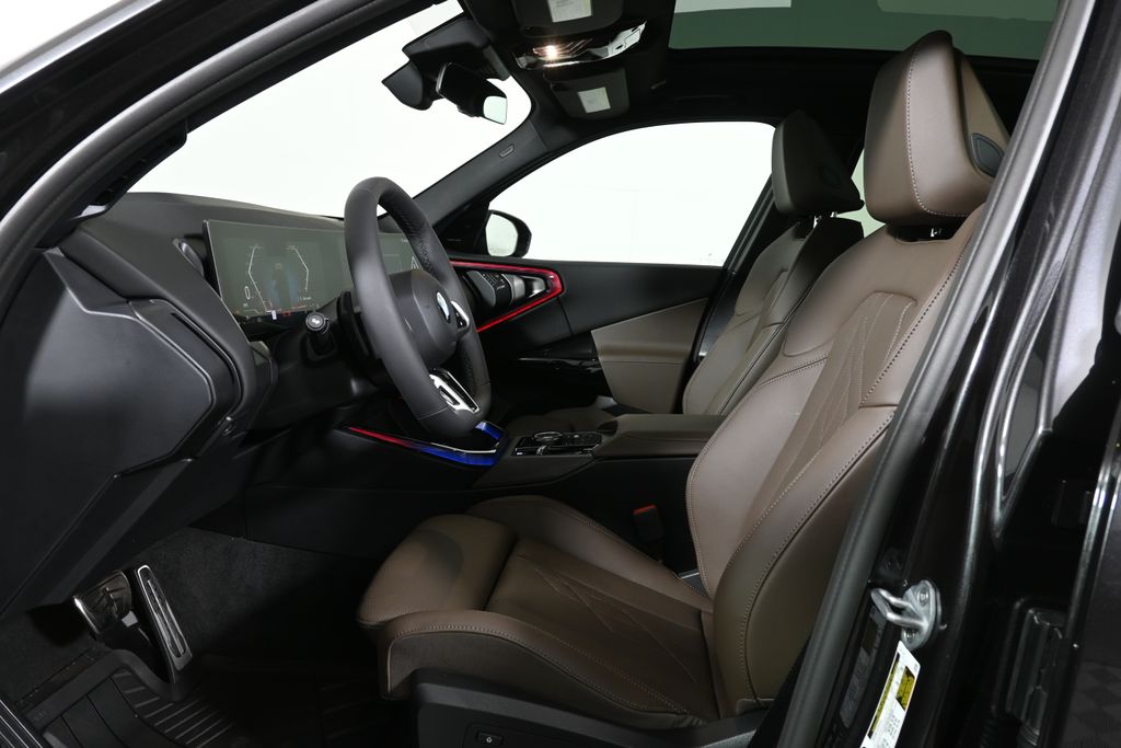 Thumbnail: 2026 BMW X3 - 3