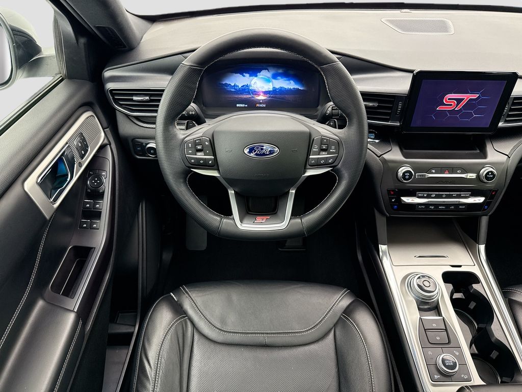 Thumbnail: 2020 Ford Explorer - 10