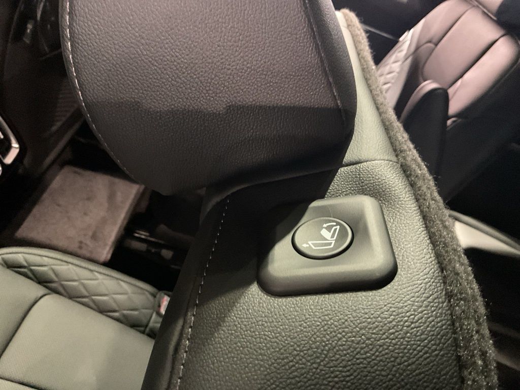 New 2026 Black Kia SX Prestige image 25