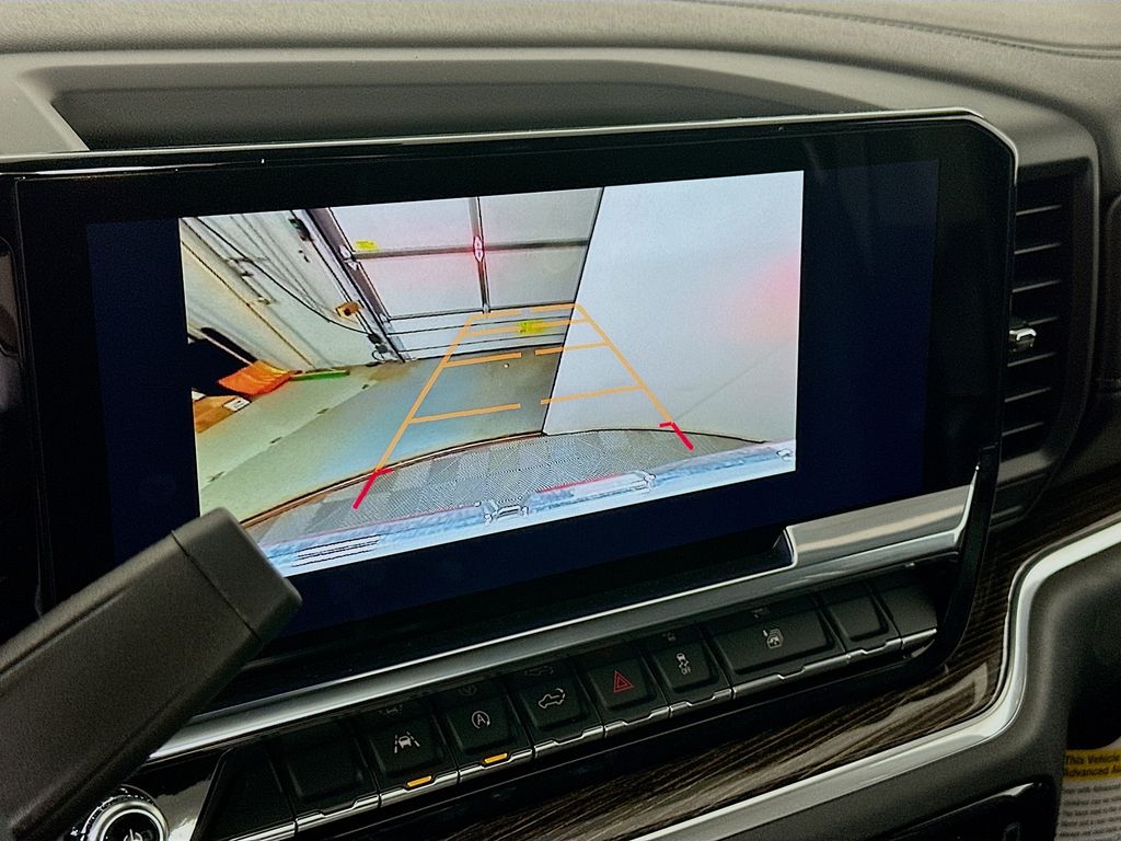 Used 2025 White GMC Elevation image 10