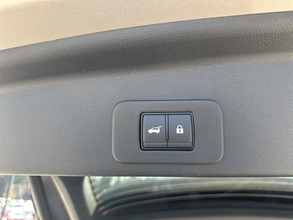 2025 Champagne Silver Metallic Nissan Murano SL AWD SUV