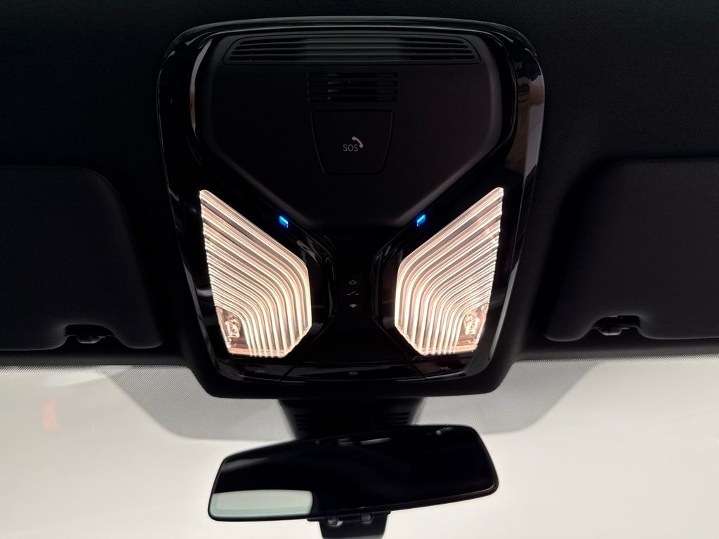 Thumbnail: 2025 BMW 2 Series - 32