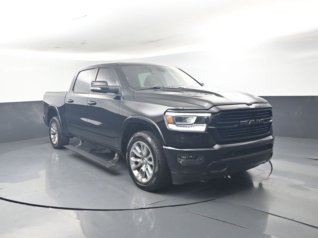 Diamond Black Crystal Pearlcoat 2020 RAM 1500 Laramie Crew Cab RWD Pickup Truck 4X2 8-Speed Automatic