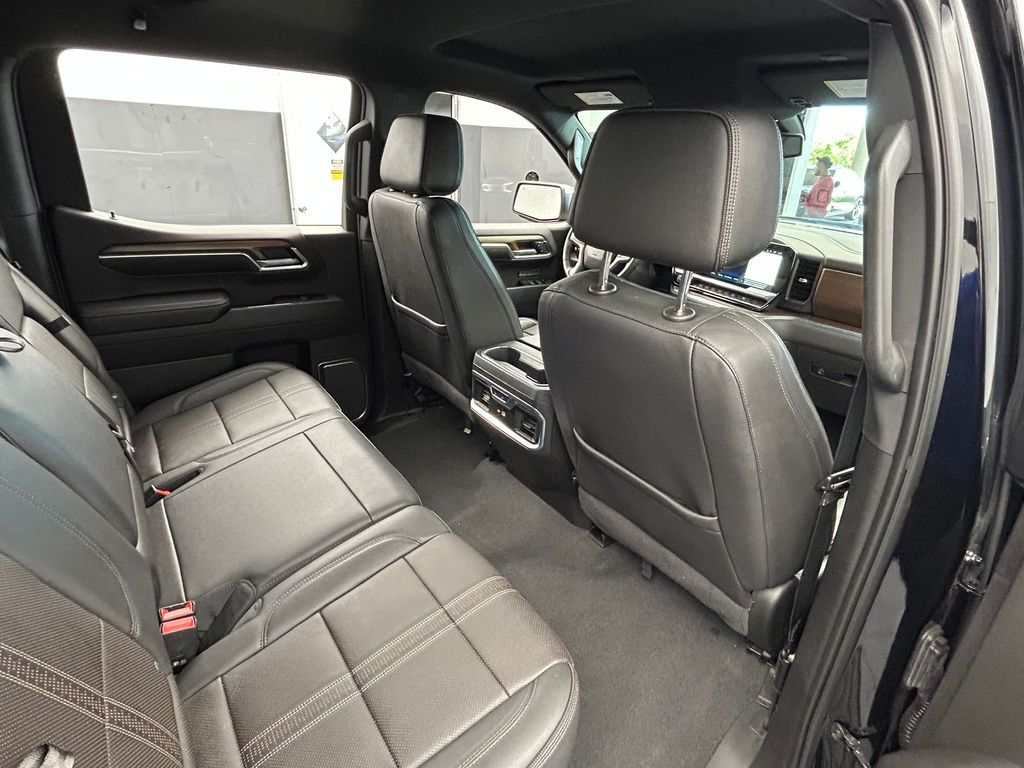 Used 2022 Black Chevrolet High Country image 51