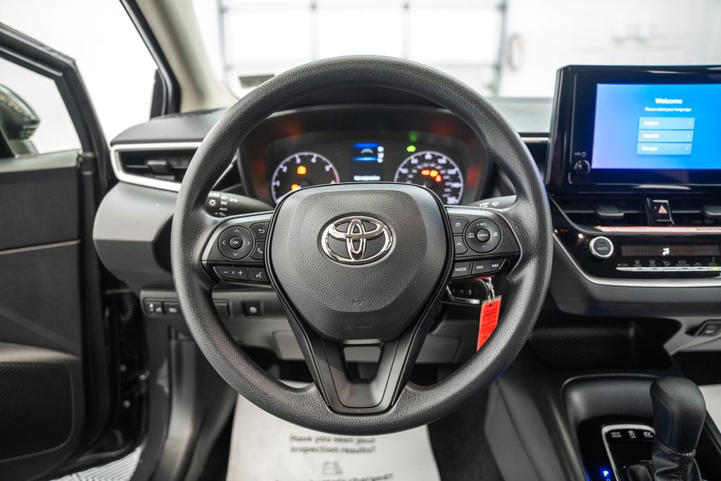 ToyotaCorolla Hybrid28