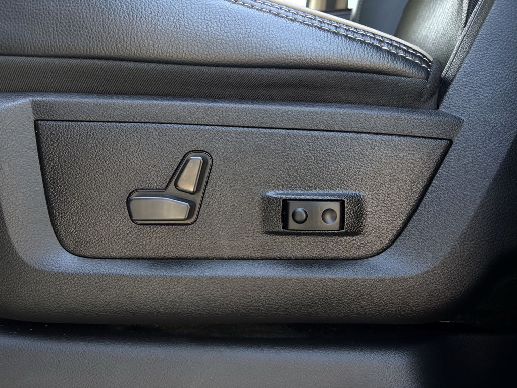 car-gallery-28