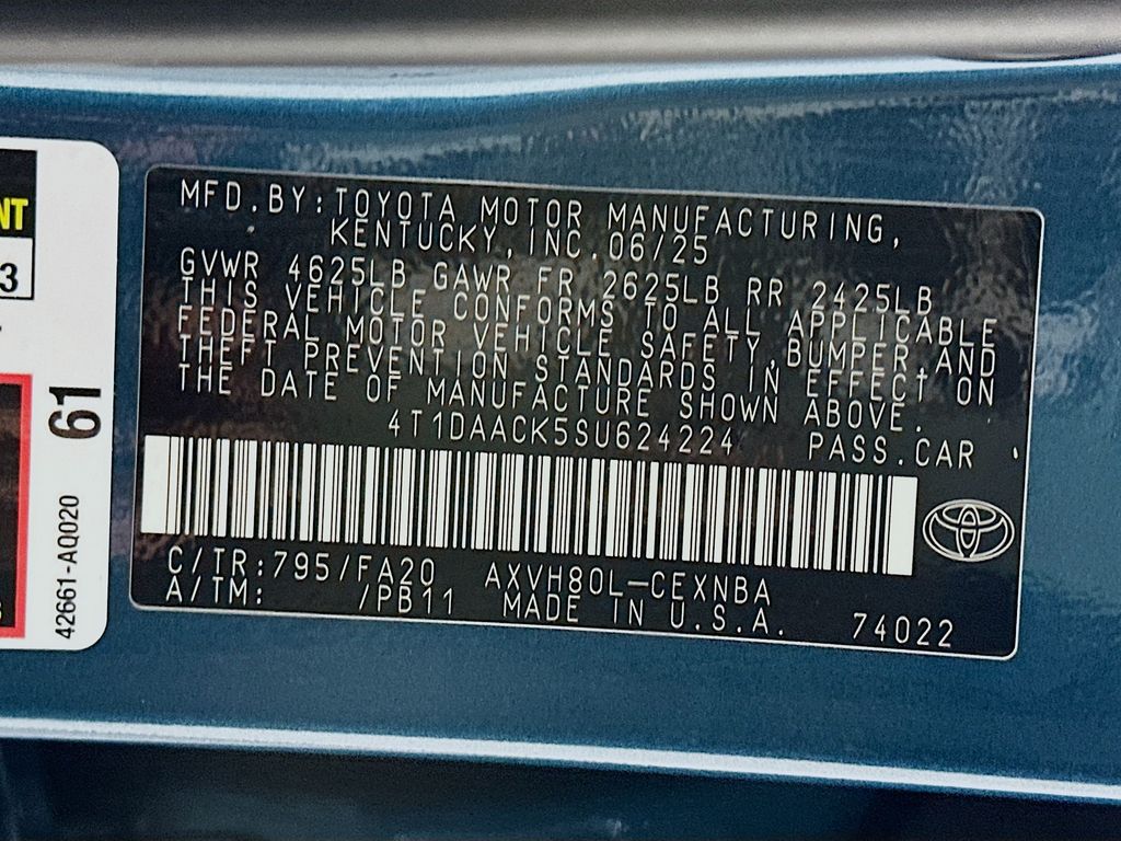 Thumbnail: 2025 Toyota Camry - 31