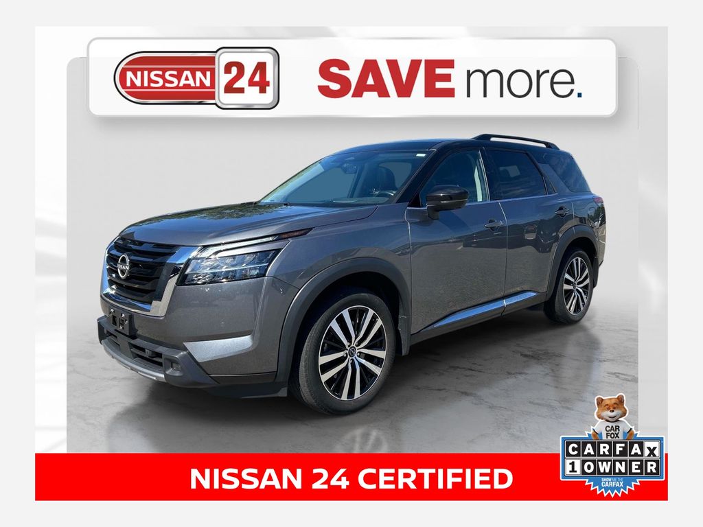 2023 Nissan Pathfinder Gris (Gun Metallic) SUV/Crossover Tracción en las cuatro ruedas 9 velocidades Automática