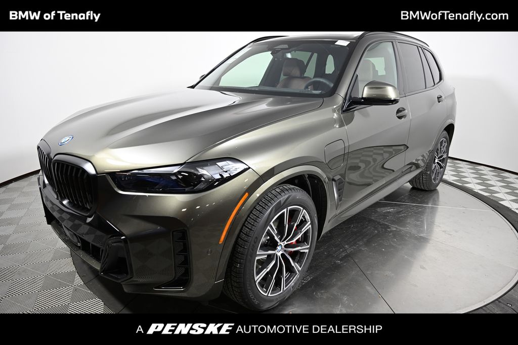 Thumbnail: 2026 BMW X5 - 1