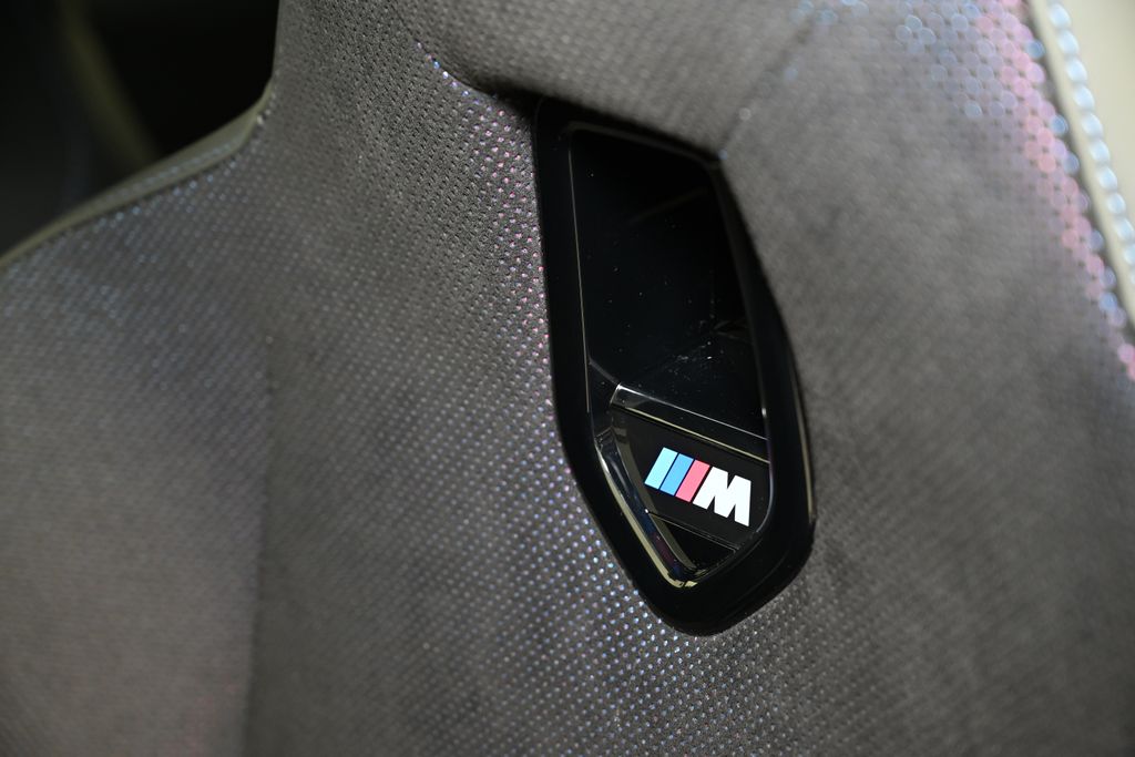 Thumbnail: 2025 BMW 2 Series - 21