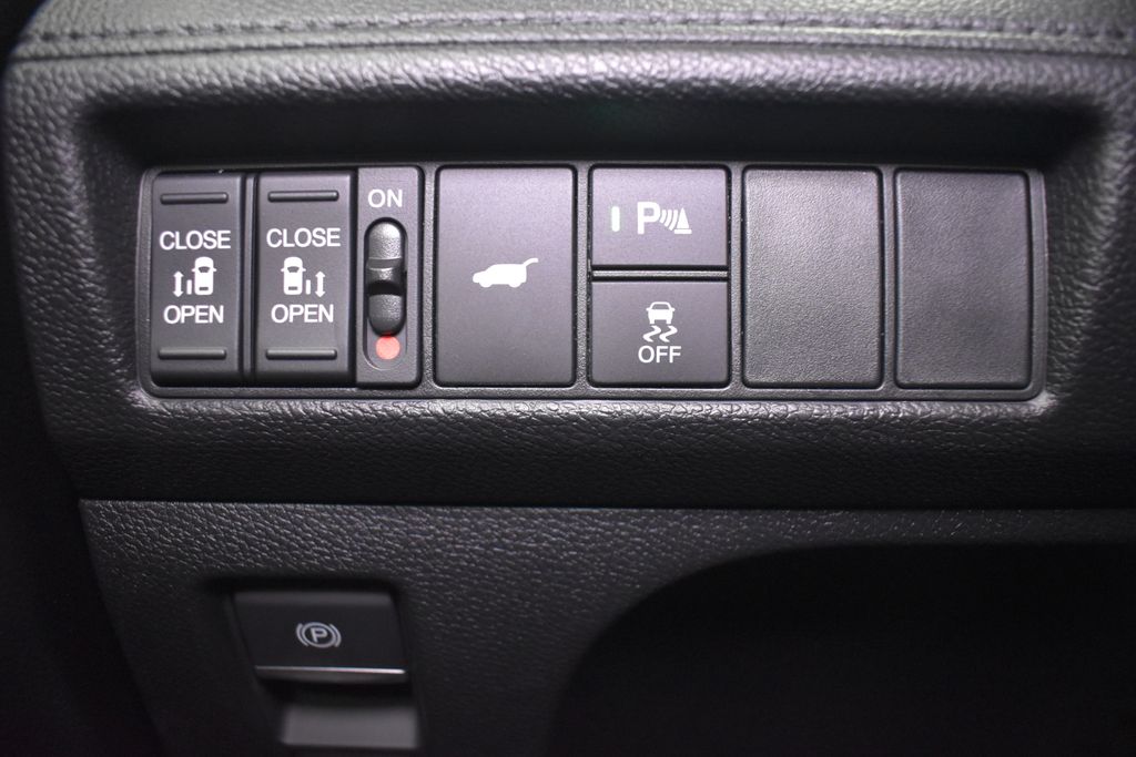 Thumbnail: 2026 Honda Odyssey - 14