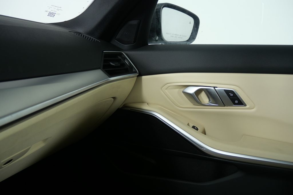 2022 BMW 3 Series 330i xDrive 27