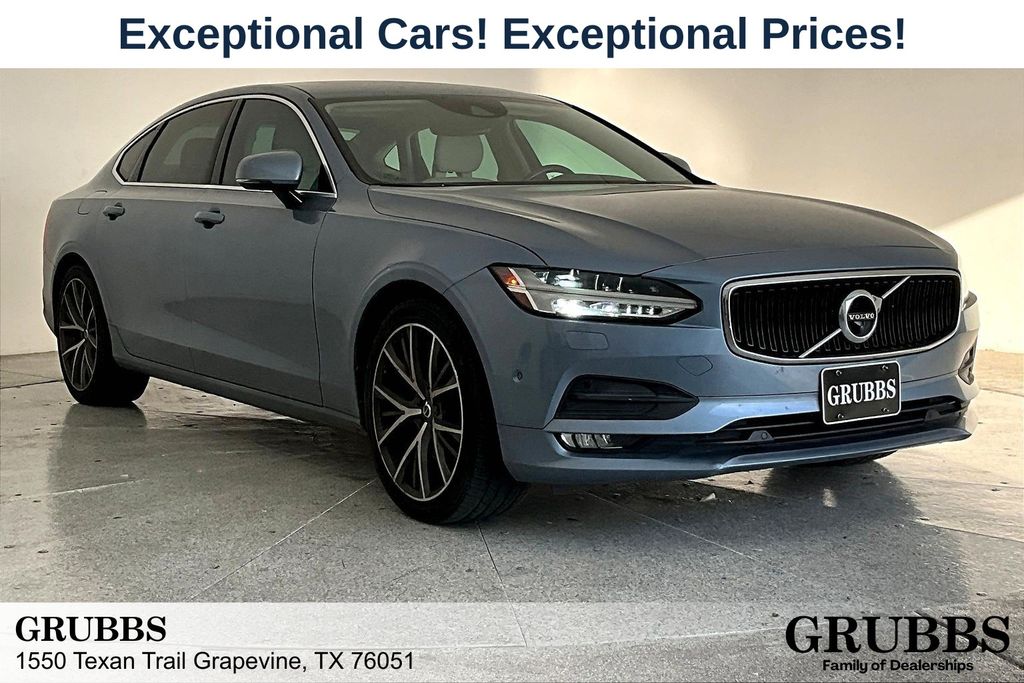 Mussel Blue Metallic 2018 Volvo S90 T5 Momentum AWD Sedan All-Wheel Drive Automatic