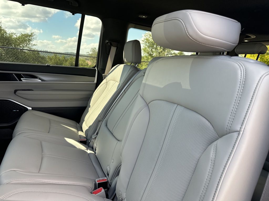 New Car 2025 Jeep Wagoneer  Base For Sale Under $70,000 In Austin, Texas