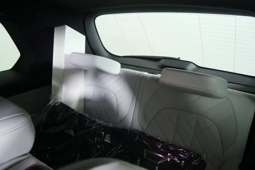 Thumbnail: 2026 BMW X7 - 19