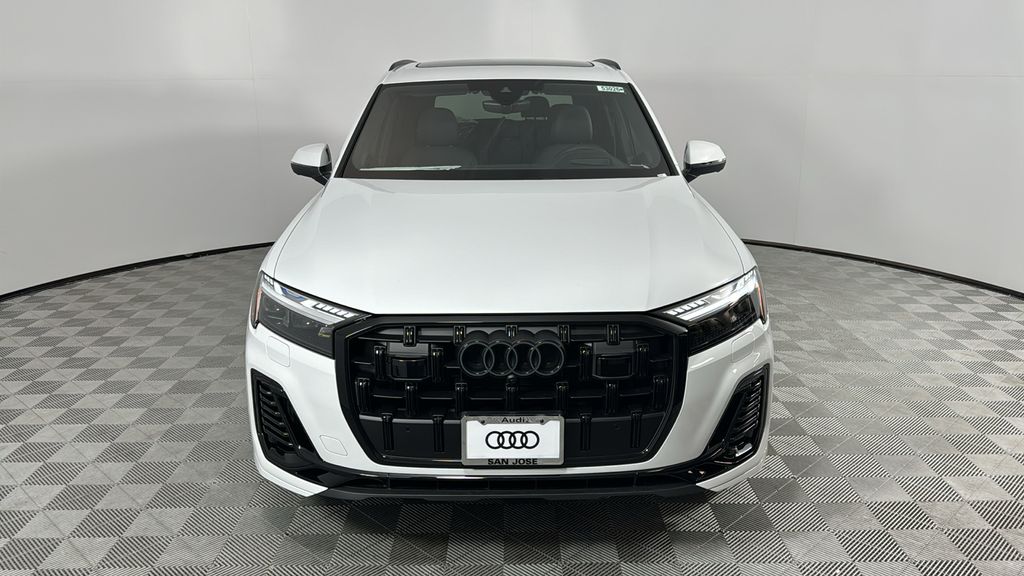 2025 Audi Q7  8