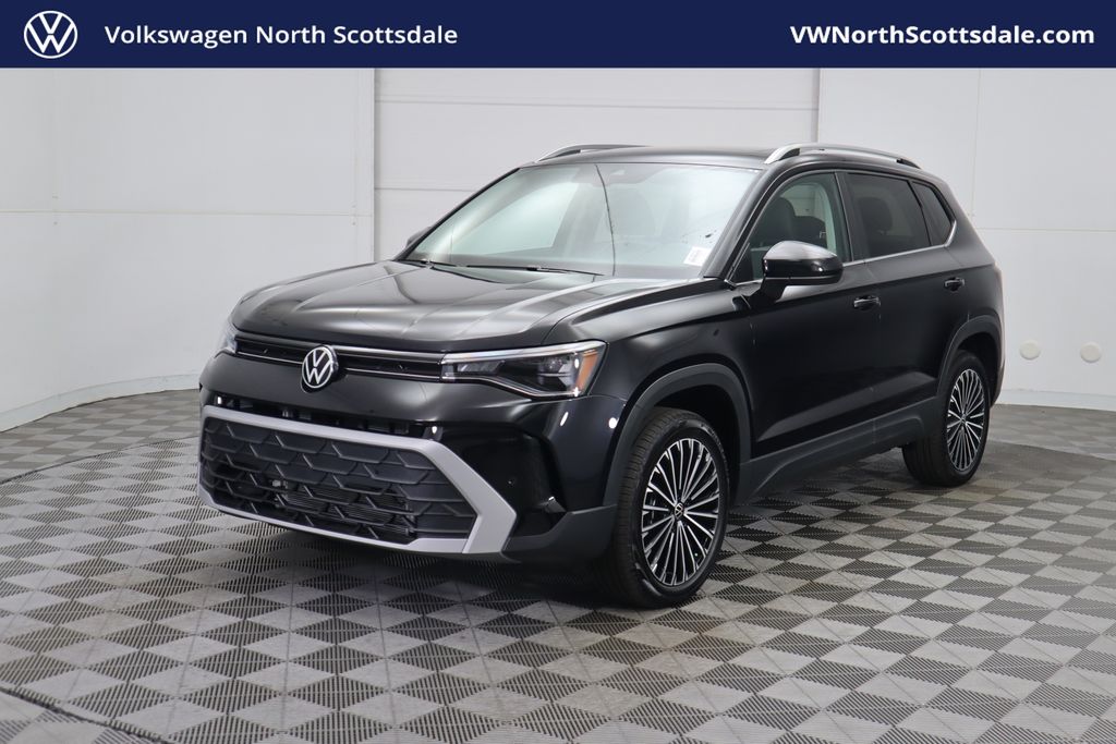 2025 Volkswagen Taos SE -
                  Phoenix, AZ