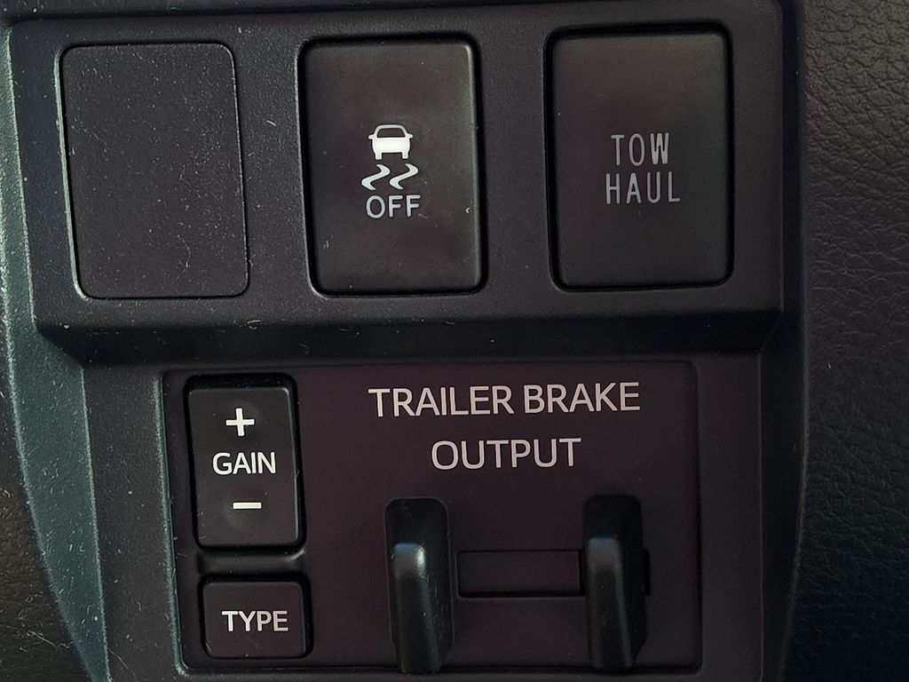 Used 2016 Toyota Tundra SR5 For Sale in Farmington, AR
