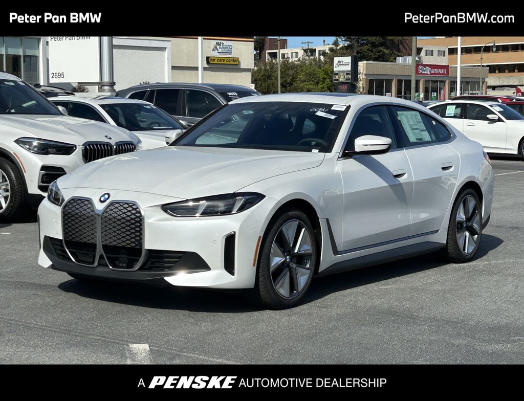 Thumbnail: 2026 BMW i4 - 1