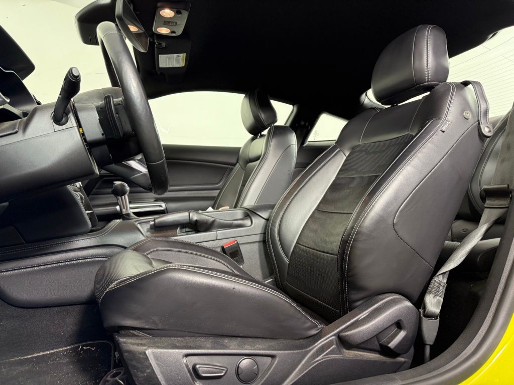 2021 Ford Mustang GT Premium 11