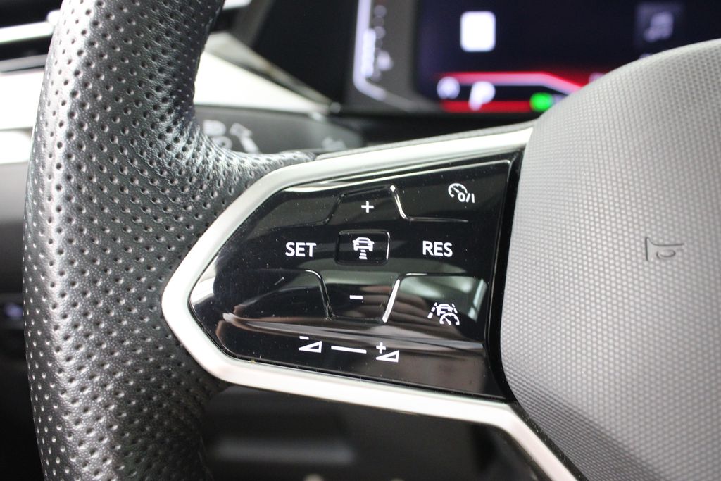 used 2023 Volkswagen Arteon car, priced at $31,999