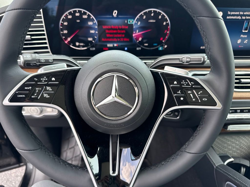 Thumbnail: 2026 Mercedes-Benz GLE - 25