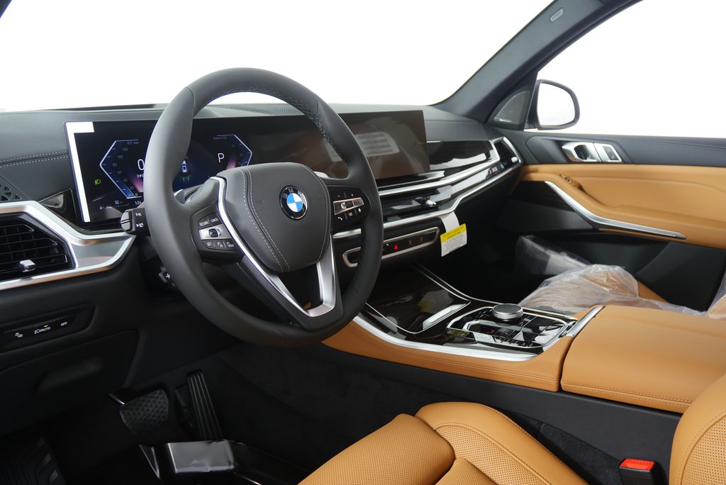 Thumbnail: 2026 BMW X5 - 12