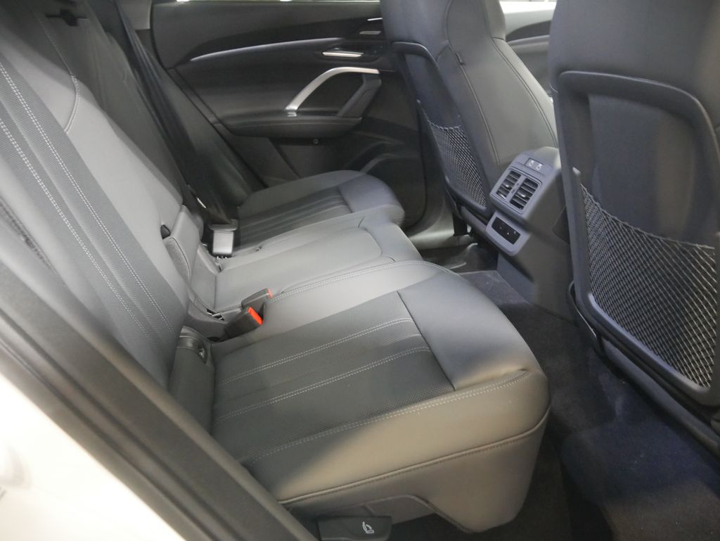 Thumbnail: 2025 Audi Q5 - 24