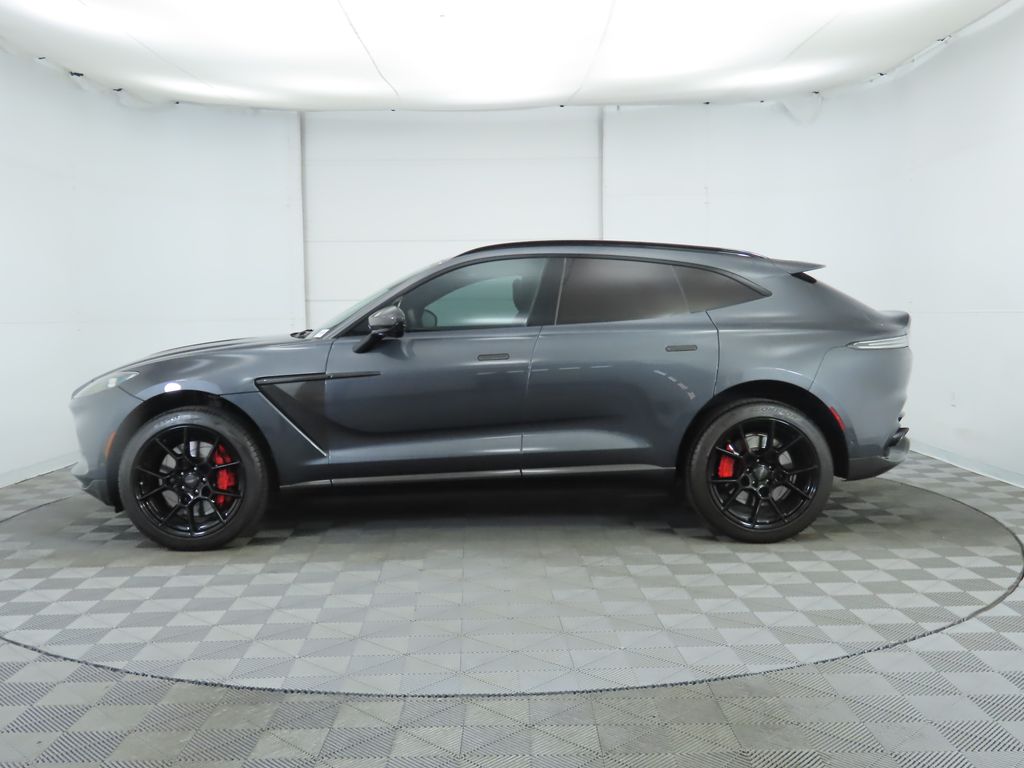 2021 Aston Martin DBX Base 8