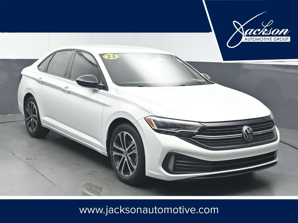 White 2023 Volkswagen Jetta Sedan Front-Wheel Drive 8-Speed Automatic