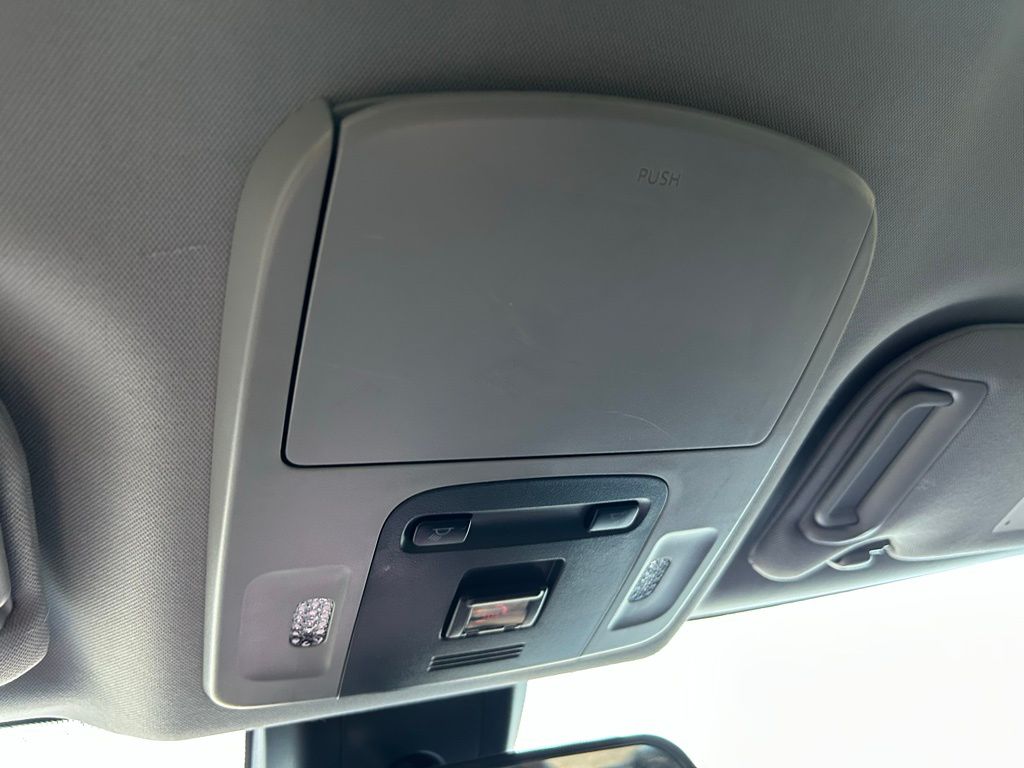 Thumbnail: 2023 Toyota Camry - 28