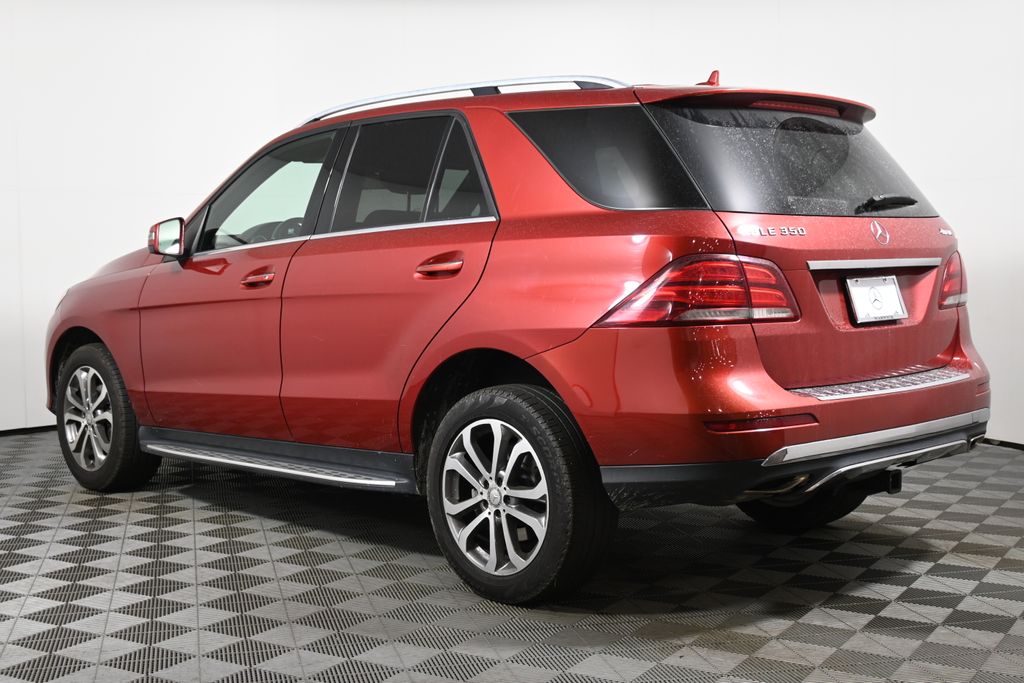 Thumbnail: 2016 Mercedes-Benz GLE - 8