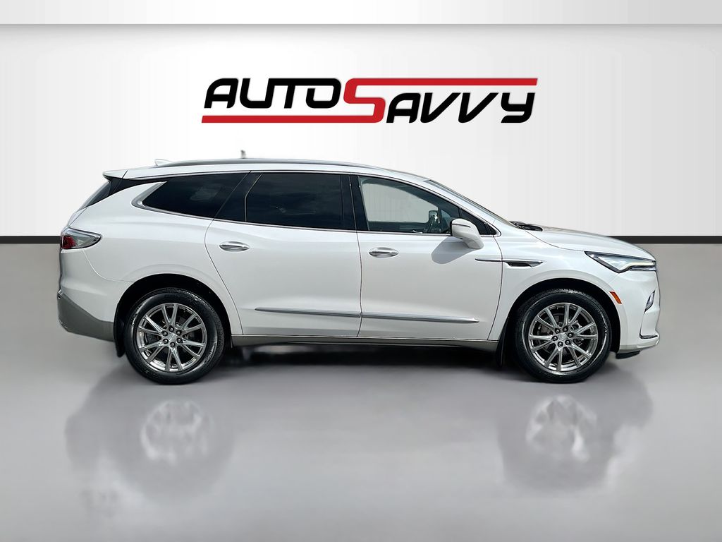 Used 2022 White Buick Premium Group image 8