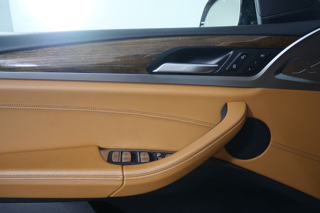 Thumbnail: 2020 BMW X3 - 9