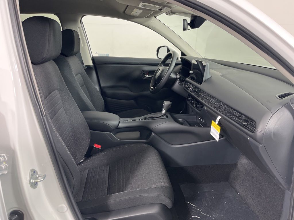 Thumbnail: 2026 Honda HR-V - 8