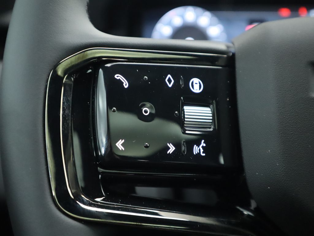 2025 Land Rover Range Rover Evoque S 12