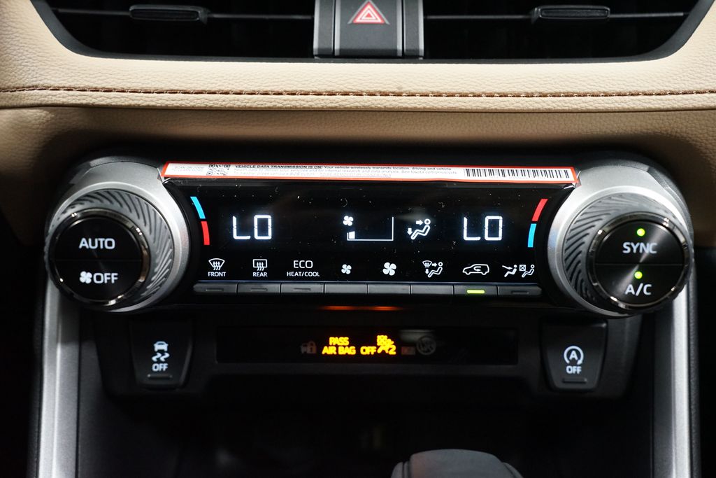 Thumbnail: 2025 Toyota RAV4 - 20