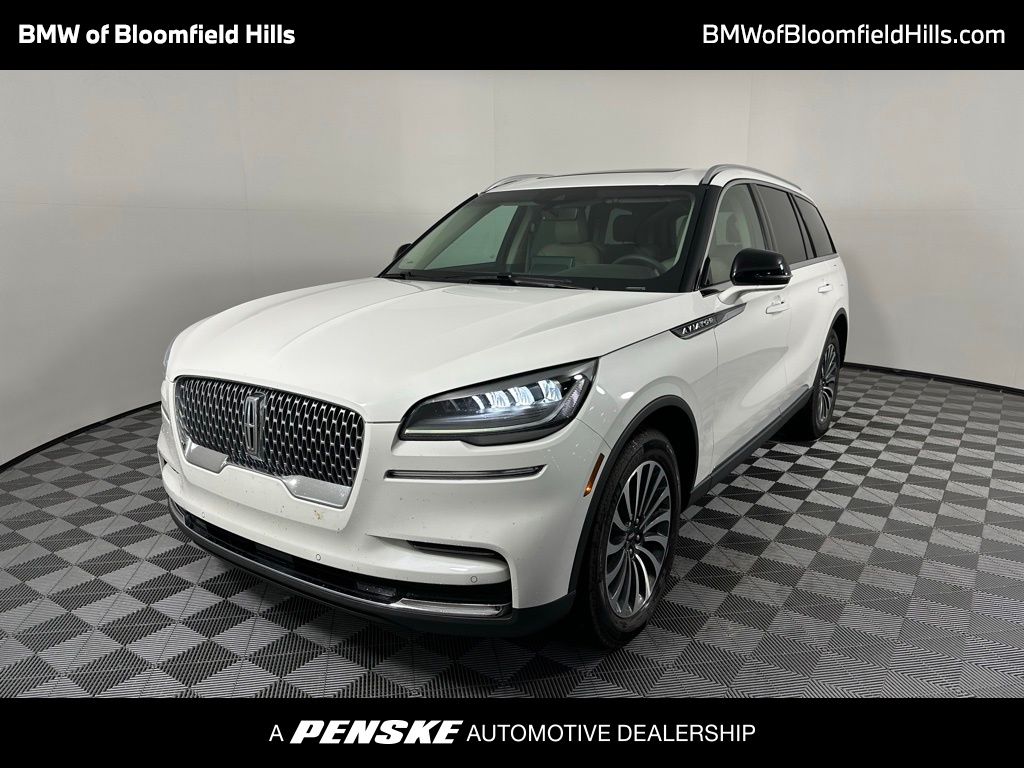 Thumbnail: 2022 Lincoln Aviator - 1
