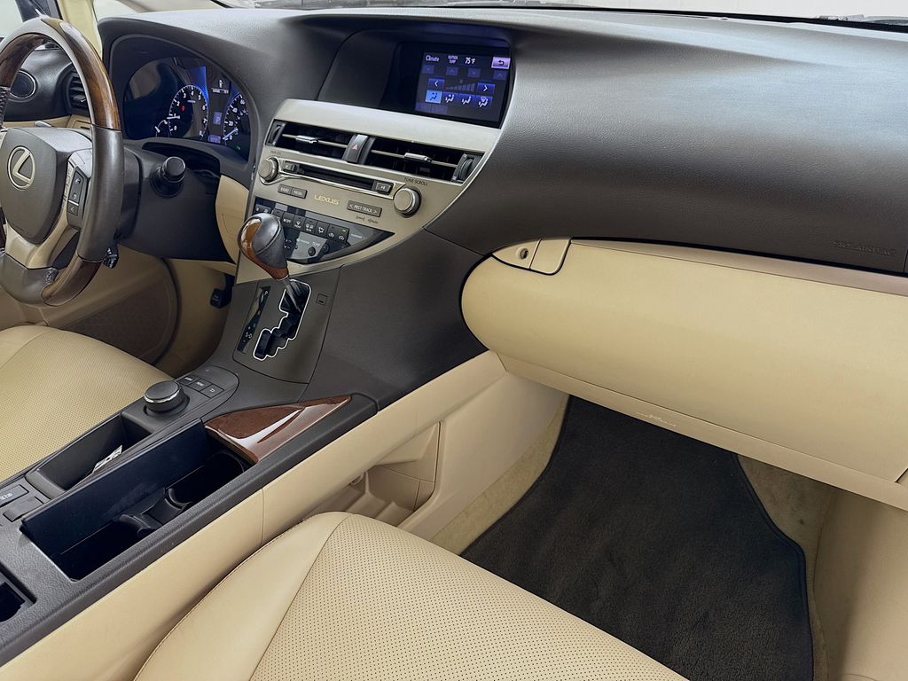 Thumbnail: 2013 Lexus RX - 28