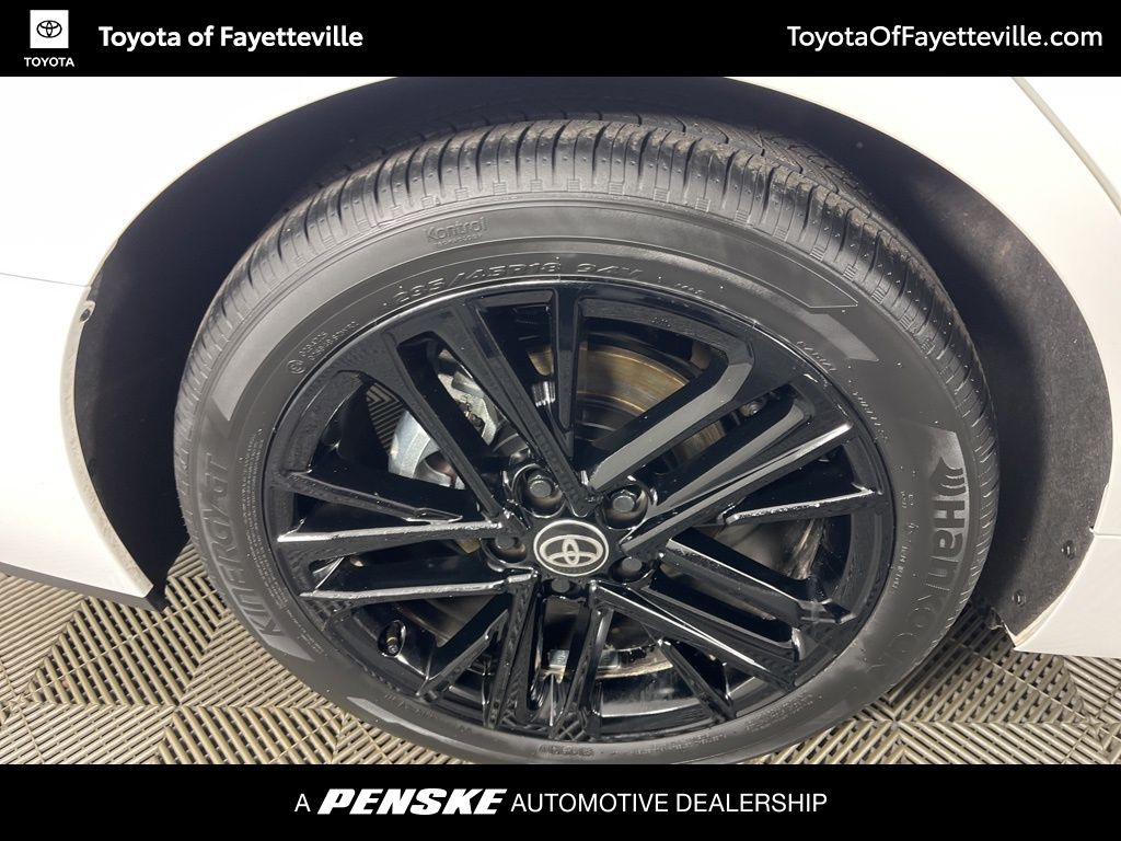 Thumbnail: 2025 Toyota Camry - 12