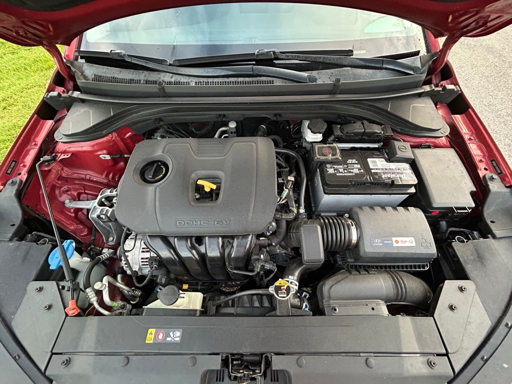 Thumbnail: 2019 Hyundai Elantra - 11