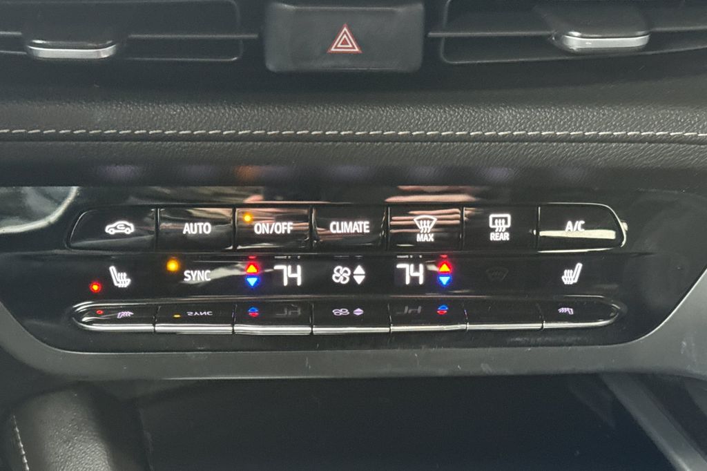 used 2023 Buick Envision car, priced at $24,982