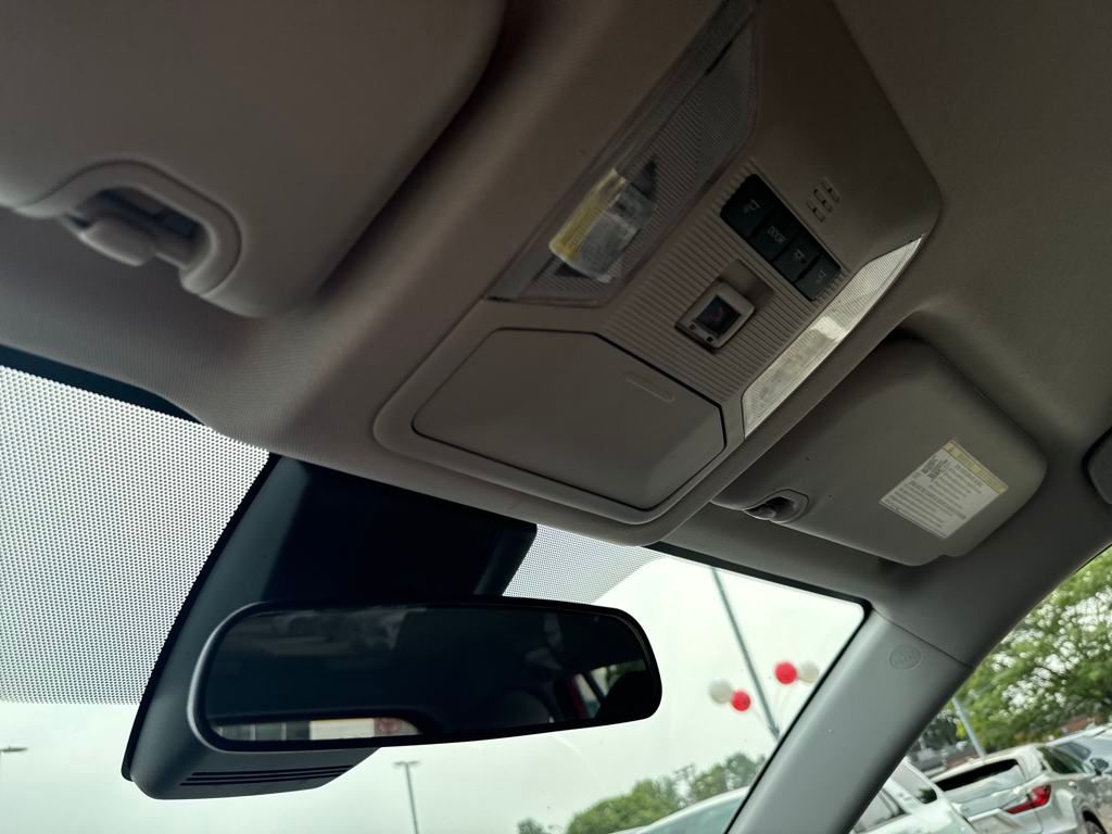 2022 Toyota RAV4 LE photo 25