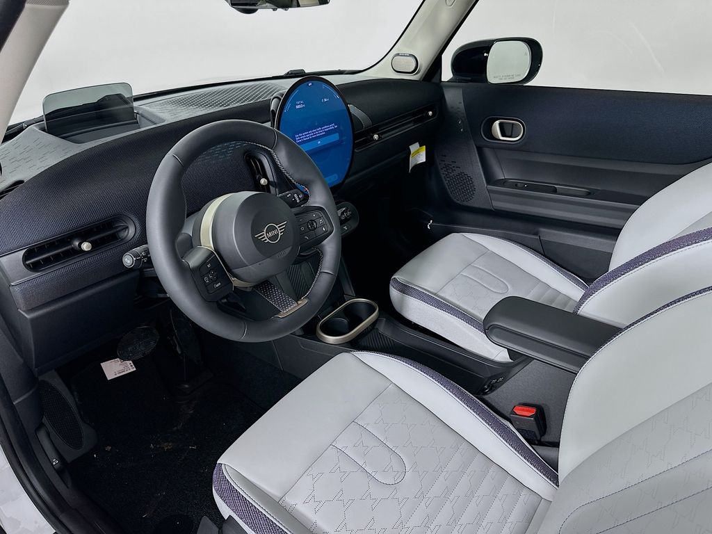 2025 MINI Cooper S 9