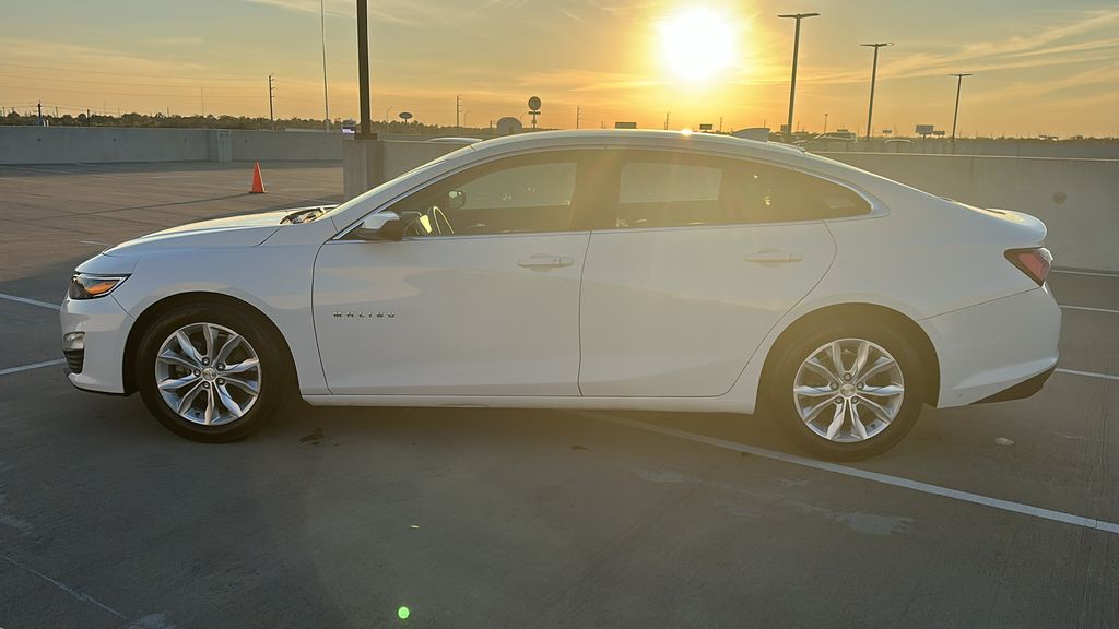2020 Chevrolet Malibu LT White at Emmons Autoplex